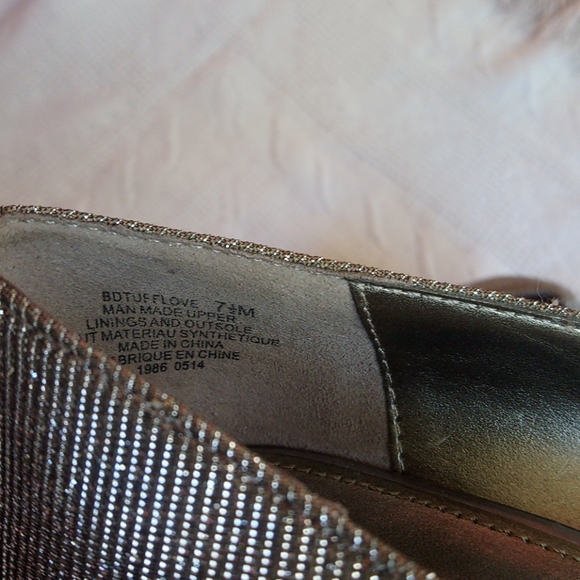 Bandolino Peep Toe Wedge - Picture 5 of 7